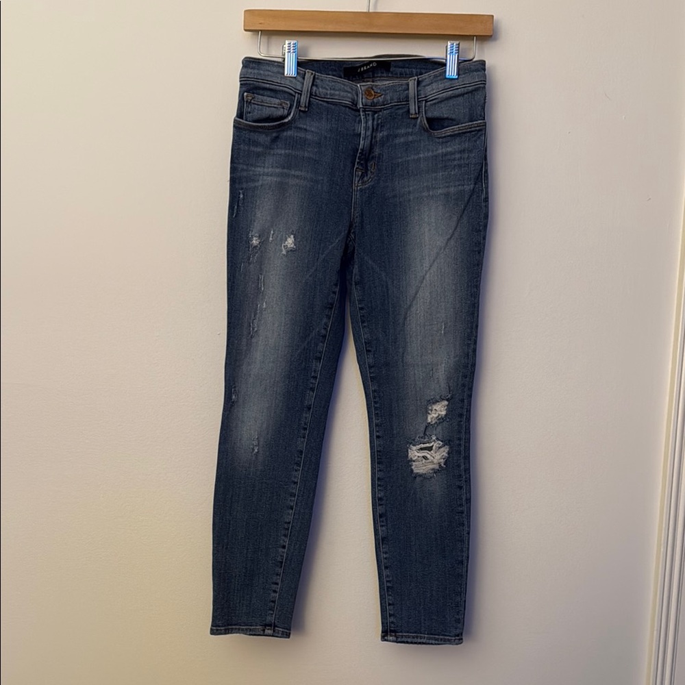 J Brand Blue Ankle‎ Capri Jeans with Distressed Details